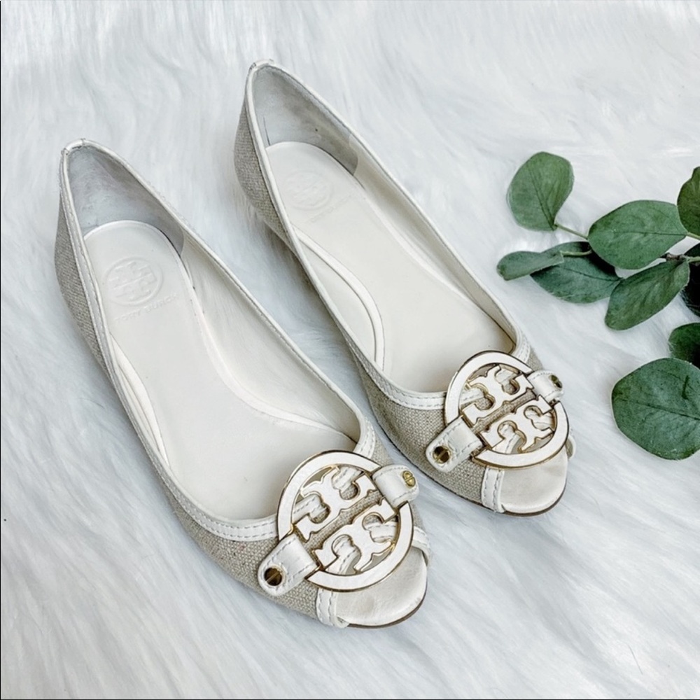 Tory Burch Cream and Gold Wedges